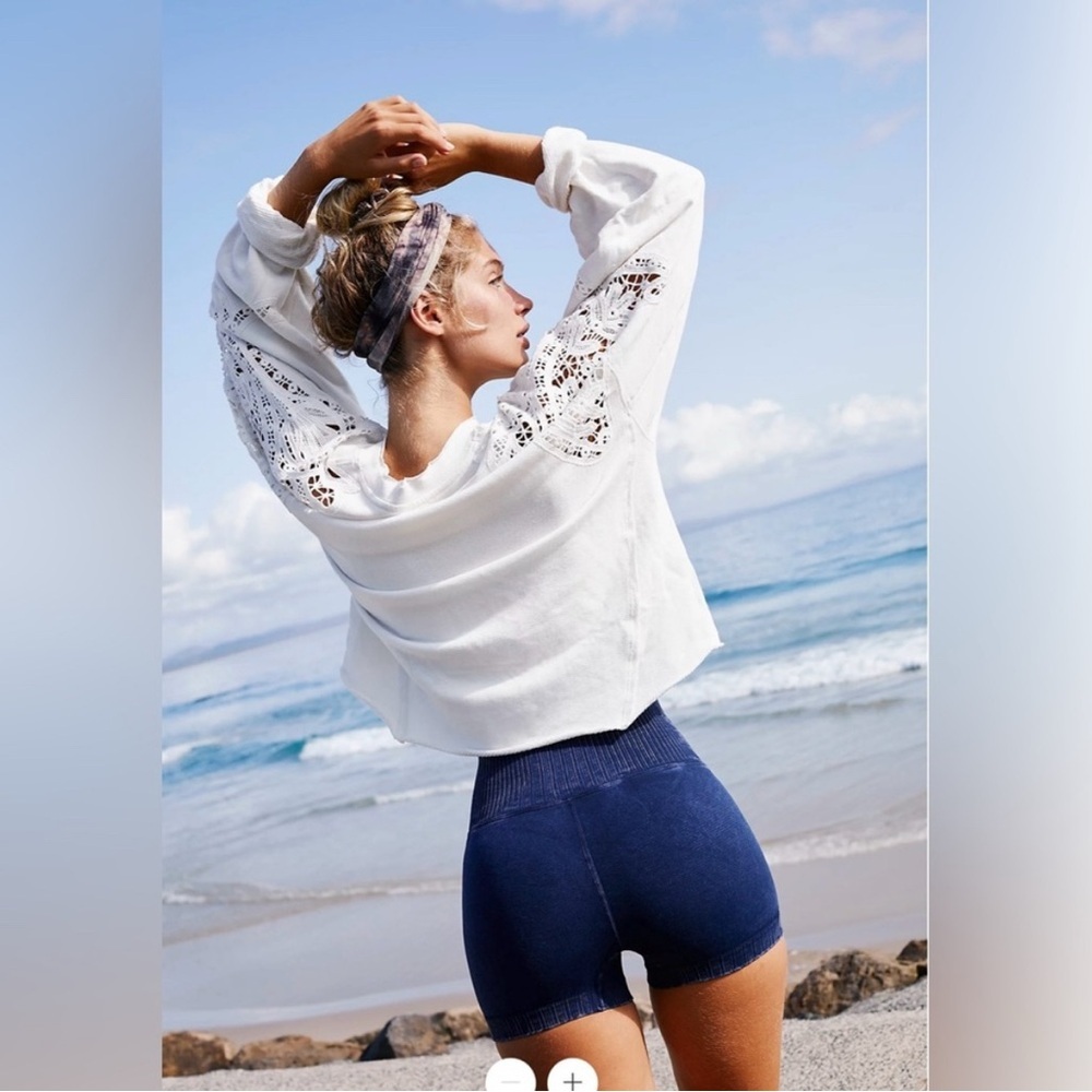 Blue Ribbed Women's Intimate Set - Picture 4 of 8